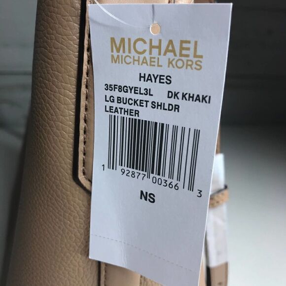 Michael Kors Hayes Bucket Shoulder NWT - Picture 5 of 8
